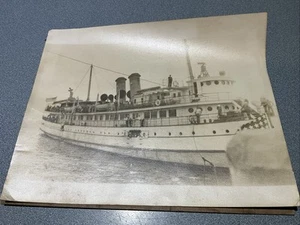 C-1900-1910 ORIGINAL LARGE 10x8 PHOTO STEAMER SHIP CAPE COD read details - Picture 1 of 6