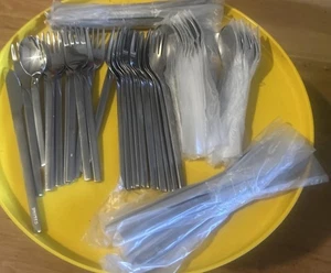 60 teiliges United Airlines Aviation Edelstahl Besteckset Neu & Gebraucht - Bild 1 von 6