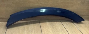 OEM 2020-2022 HYUNDAI PALISADE TRASERO IZQUIERDO GUARNICIÓN MOLDURA 87743-S8200 - Imagen 1 de 6