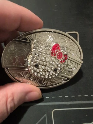 Nuevo hebilla de cinturón con diamantes de imitación Hello Kitty Western Wear con cuchillo de bolsillo oculto Foto 1 de 4