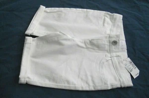 NWT CHILDRENS PLACE GIRLS WHITE DENIM SHORTS ~ SIZE 6X/7 - Picture 1 of 3