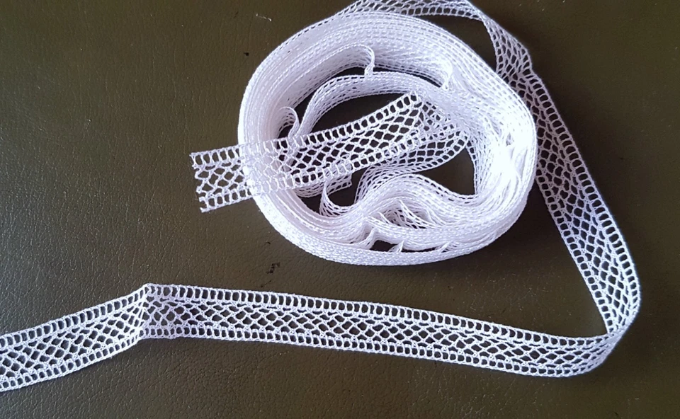 400 cm de galon en fil de coton ,largeur 1,5 cm - Photo 1/3