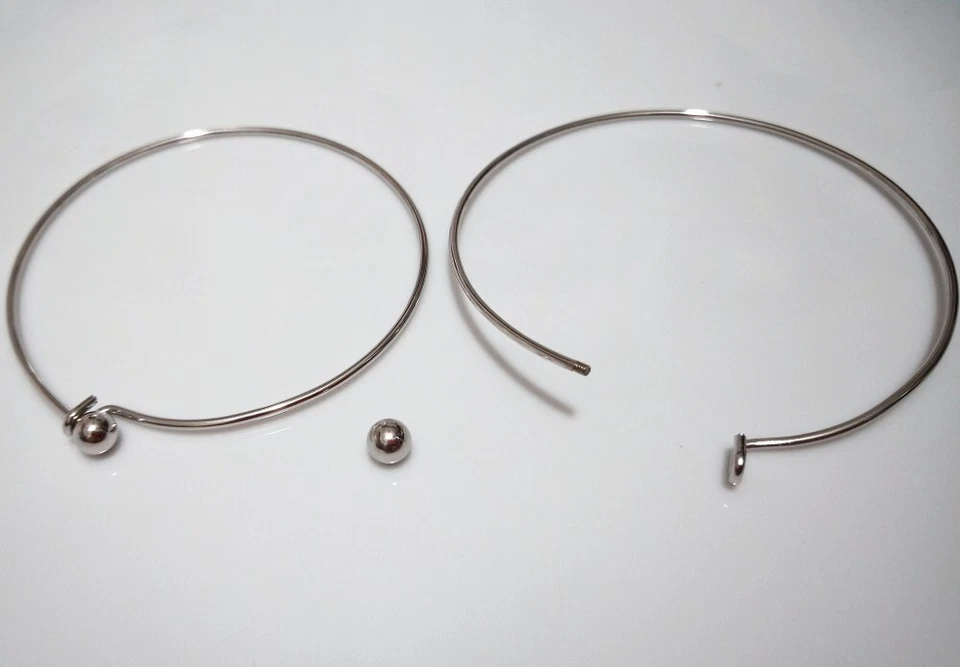 1pz base  bracciale  in acciaio inox 6,2cmx1,5mm con pallina svitabile bijoux - Immagine 1 di 1