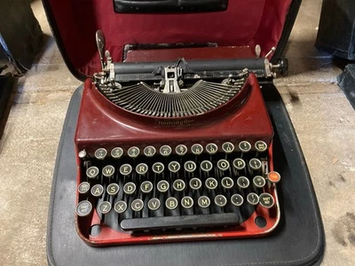 Máquina de escribir Remington Duo Tono Rojo 1930 Portátil ¡COMO ESTÁ! Foto 1 de 4