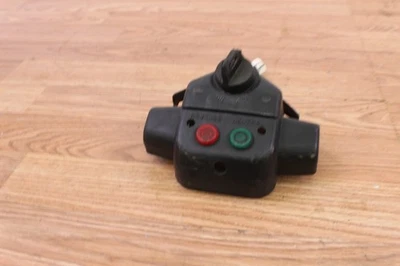 Yamaha Timberwolf 250 1996 interruptor de encendido con luces de cubierta de barra de llave Foto 1 de 4