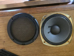 Vintage Cerwin Vega AT-M5 8-Ohm Mid-Range Speaker - Picture 1 of 2
