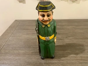 Vintage Wooden Soldier Wine Bottle Holder - Picture 1 of 11