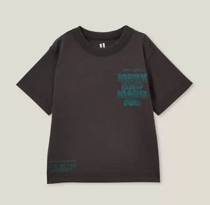 Cotton:On Kids Short Sleeve Print Tee T-Shirt "Weekend Warrior" T-Shirt Size 7 - Picture 1 of 3