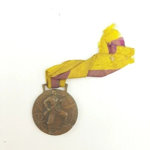 Medal Complete Of Ribbon - Forever And Dovunque - Trooping The National Gunners - Picture 1 of 2