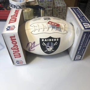 DEREK CARR LV LAS VEGAS RAIDERS SIGNIERTES SIGNIERTES LOGO FUSSBALL NEU IM KARTON - Bild 1 von 8