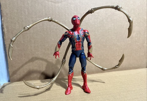 Marvel Legends Infinity War Iron Spider Man 6” Figure - 2017 - Loose Cover