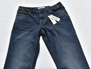 DKNY Men's Jeans Size 36-29 Medium Wash Blue Slim Fit Stretch - Picture 1 of 4