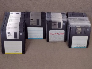 54 3.5" Floppy Disks Memorex 2SHD, Maxell MF2HD, 3M 1.44MB HD + 3M 2.0 MB DSHD - Afbeelding 1 van 5