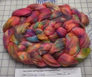Fine Superwash Wool Top Roving Spinning Handpainted Dyed USA NWT Mango Daq - Picture 1 of 1