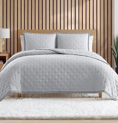 UGG DEVON BRAID FULL/ QUEEN QUILT + 2 STANDARD  SHAMS GREY - Image 1 of 4