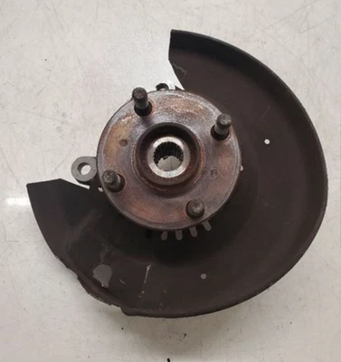 2004-2006 Scion xA xB Front Left Driver Spindle Knuckle Assembly W/o Abs Oem - Image 1 of 4