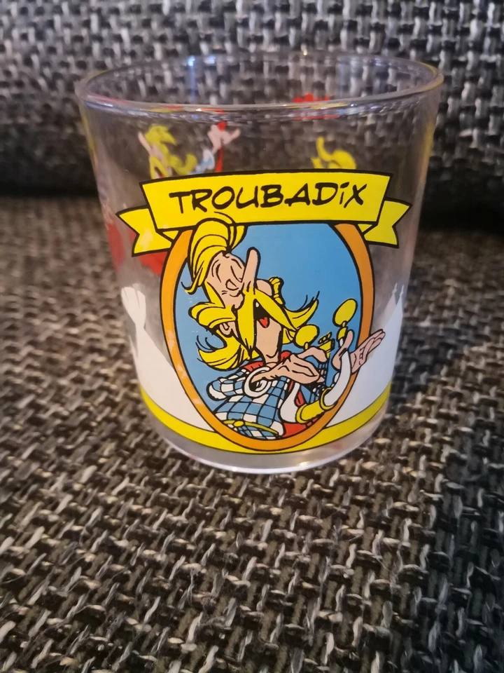 ASTERIX & OBELIX Nutella Sammelglas  Troubadix  - Bild 1 von 3
