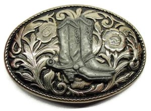 Boots & Spurs Belt Buckle Silver Tone Floral Etched Western Cowboy Cowgirl Rodeo - Foto 1 di 8