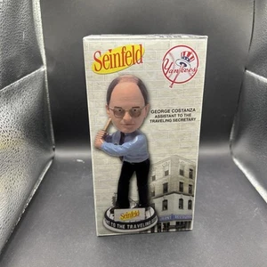 George Costanza Seinfeld New York Yankees SGA Bobblehead 7/5/2024 - Foto 1 di 1