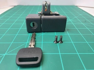 1999-03 Sienna 92-01 Camry 96-03 Rav4 Glovebox Handle Latch Lock GRAY OEM Toyota - Picture 1 of 8
