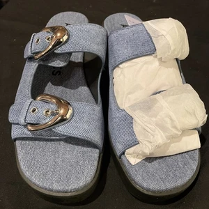 Sandalia Aerosoles Faith para mujer de tacón ancho totalmente nueva azul jean plateado 10 - Imagen 1 de 9