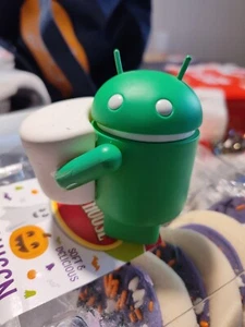 Google Android Marshmallow Mini Figura Coleccionable Andrew Bell Edición Especial - Imagen 1 de 10