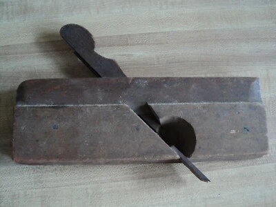 Vintage  Wood Molding Plane Auburn Tool Co. 9 5/8" long - Изображение 1 из 4