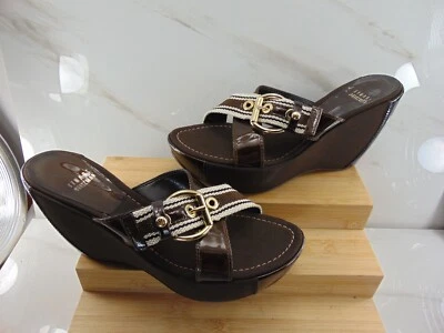 Stuart Weitzman BELTED Mule Sandal 8.5 NARROW Wedge Heel BROWN MSRP $375.00! - Image 1 of 4
