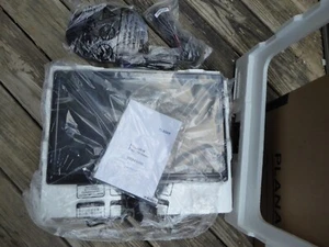 Planar 19" LED / LCD Monitor PLL1900W Black w Base Cable Cord Manual NEW in Box - Picture 1 of 3
