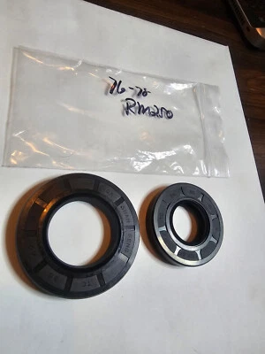 Juego de sellos del eje de la manivela principal del motor Suzuki 1976 - 78 RM250, 1977 - 79 PE250 Foto 1 de 2