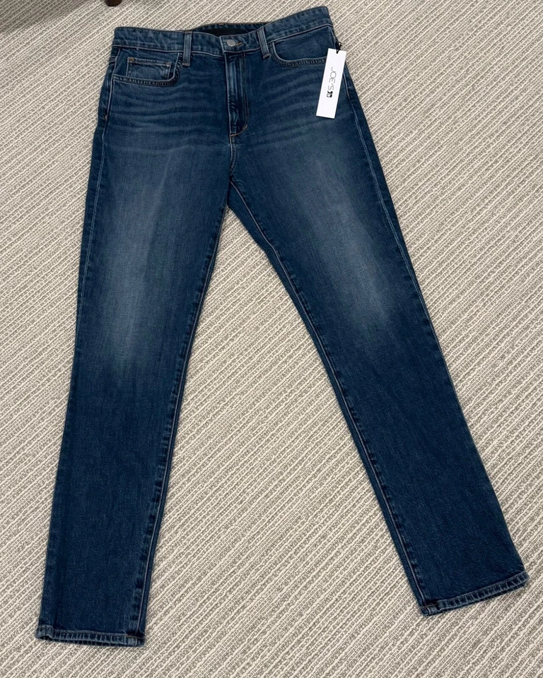 Joe's Jeans The Luna  Size 30 New With Tags  MSRP $198 - Image 1 of 3