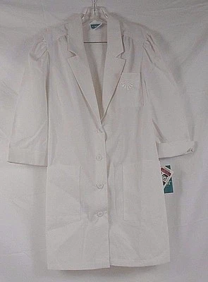 Crest  Lab Coat  Size 10 3040 49 White 236N - Image 1 of 4