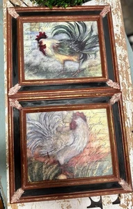 Coppia di gallo casale con cornice artigianale arte da parete firmati Susan Winget 13x11 - Foto 1 di 24