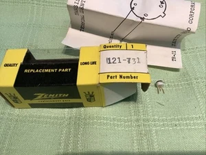 Zenith OEM Part 121-731 Transistor - Picture 1 of 3