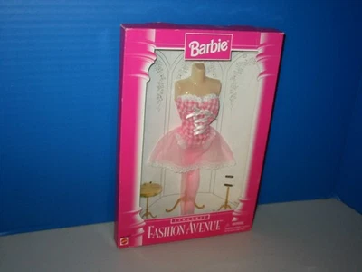 Barbie Fashion Avenue Lingerie Set #14292 Pink & White Gingham Bustier NIB 1996 - Image 1 of 4