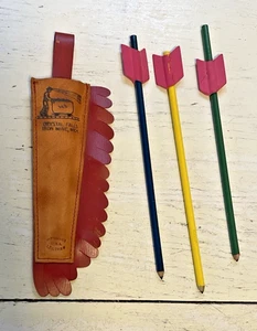 Spielzeug Köcher & Bleistift Pfeile Vintage Leder Crystal Falls Michigan Souvenir USA - Bild 1 von 7