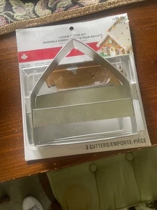 Celebrate It Christmas Noel Gingerbread House Complete Cookie Cutter Set - Picture 1 of 4