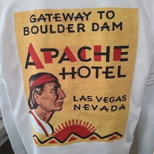 CAMISETA DE COLECCIÓN LAS VEGAS APACHE HOTEL 1932 - Imagen 1 de 5