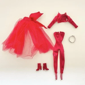 Vintage 1998 Mattel Very Velvet Barbie Red Velour Jumpsuit Outfit w/ Boots - Bild 1 von 4