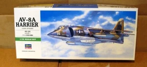 Hasegawa 1:72 AV-8A Harrier USMC V/TOL Strike-Fighter komplett detailliert 00240 - Bild 1 von 7