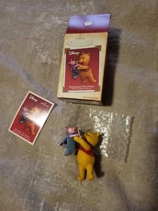 HALLMARK ORNAMENT: 2004 Stocking Stuffers - Winnie the Pooh & Piglet - in Box - Picture 1 of 24