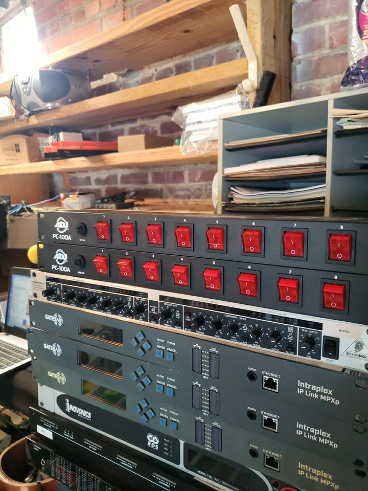 ADJ PC100A 8-Channel Power Controller, 8 Channel (1541-324) - Image 1 of 1