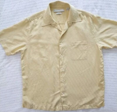 Camisa de manga corta Perry Ellis 100 % seda para hombre - AMARILLA - LG (EN MUY BUENA CONDICIÓN) Foto 1 de 3