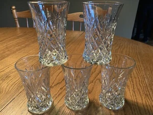 ANCHOR HOCKING PRESCUT CLEAR FAN DESIGN 8 OZ. 5" (5) - Picture 1 of 5