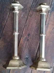 par de candelabros de altar de latón - Imagen 1 de 10