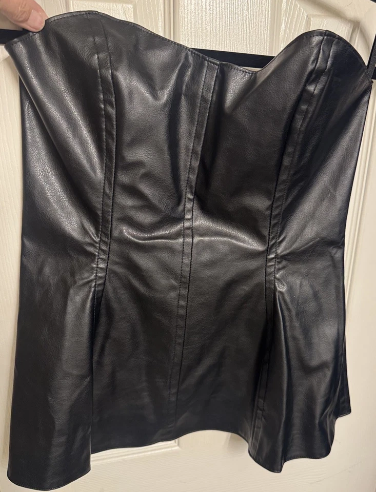 🌚🌚Allure Lingerie Faux Leather Zippered Corset Size Large🌚🌚 - Image 1 of 4
