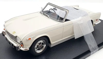 Cult Models 1/18 Scale CML069-04 - Triumph TR5 p.i 1968 - White - Image 1 of 4