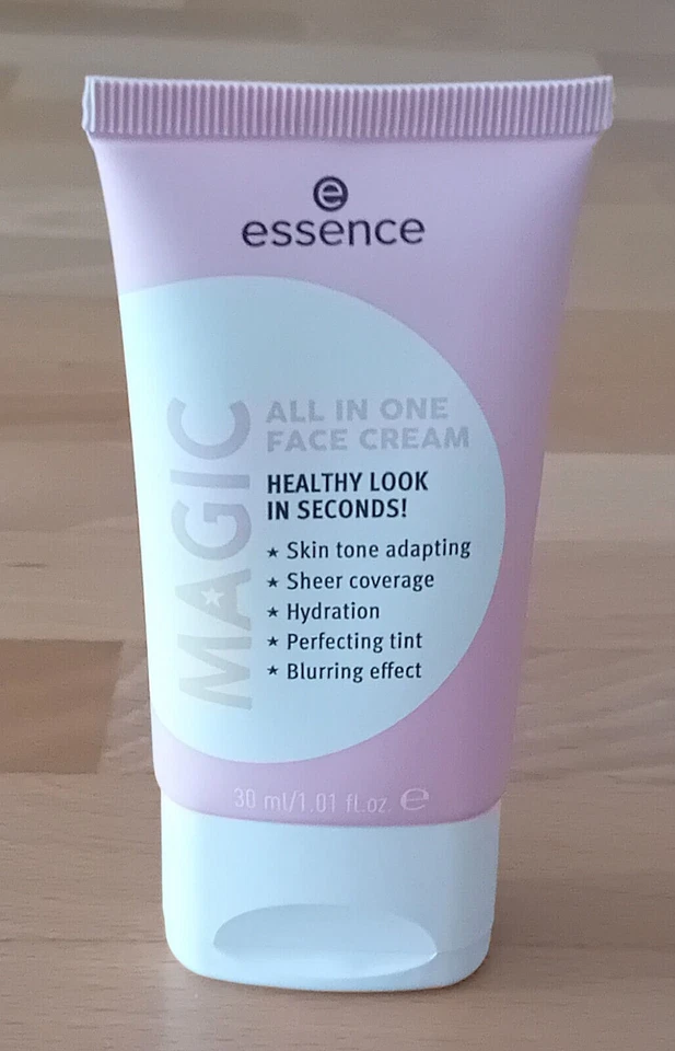 essence MAGIC All In One FACE CreamTagescreme LSF 10 30 ml-Neu - Bild 1 von 1