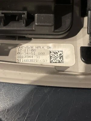 *08-2009 GMC Acadia Chevy Traverse Dome Light Sun Roof Overhead  Console Switch - Image 1 of 3