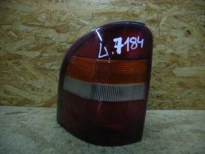 Rückleuchte Izquierda Ford Mondeo I Kombi (BNP) 1.6 - Imagen 1 de 2